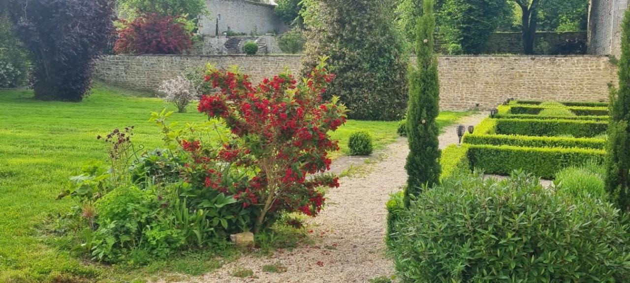 L'Orangerie Du Grand Jardin Villa Conde-sur-Seulles Exterior photo