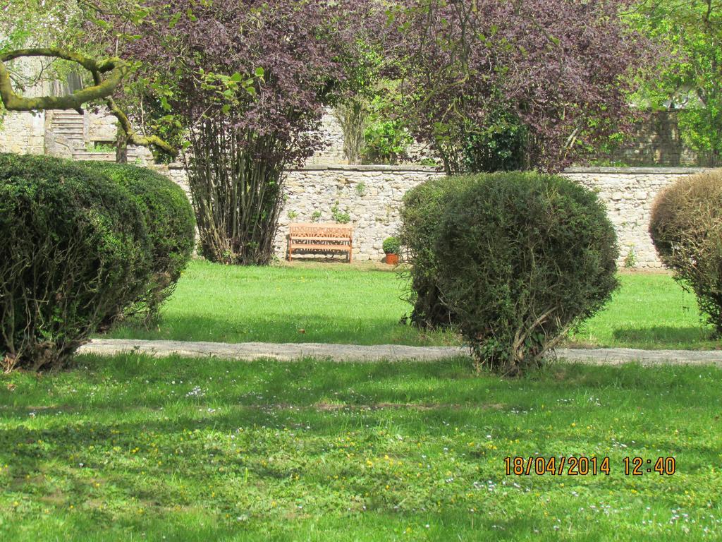 L'Orangerie Du Grand Jardin Villa Conde-sur-Seulles Exterior photo